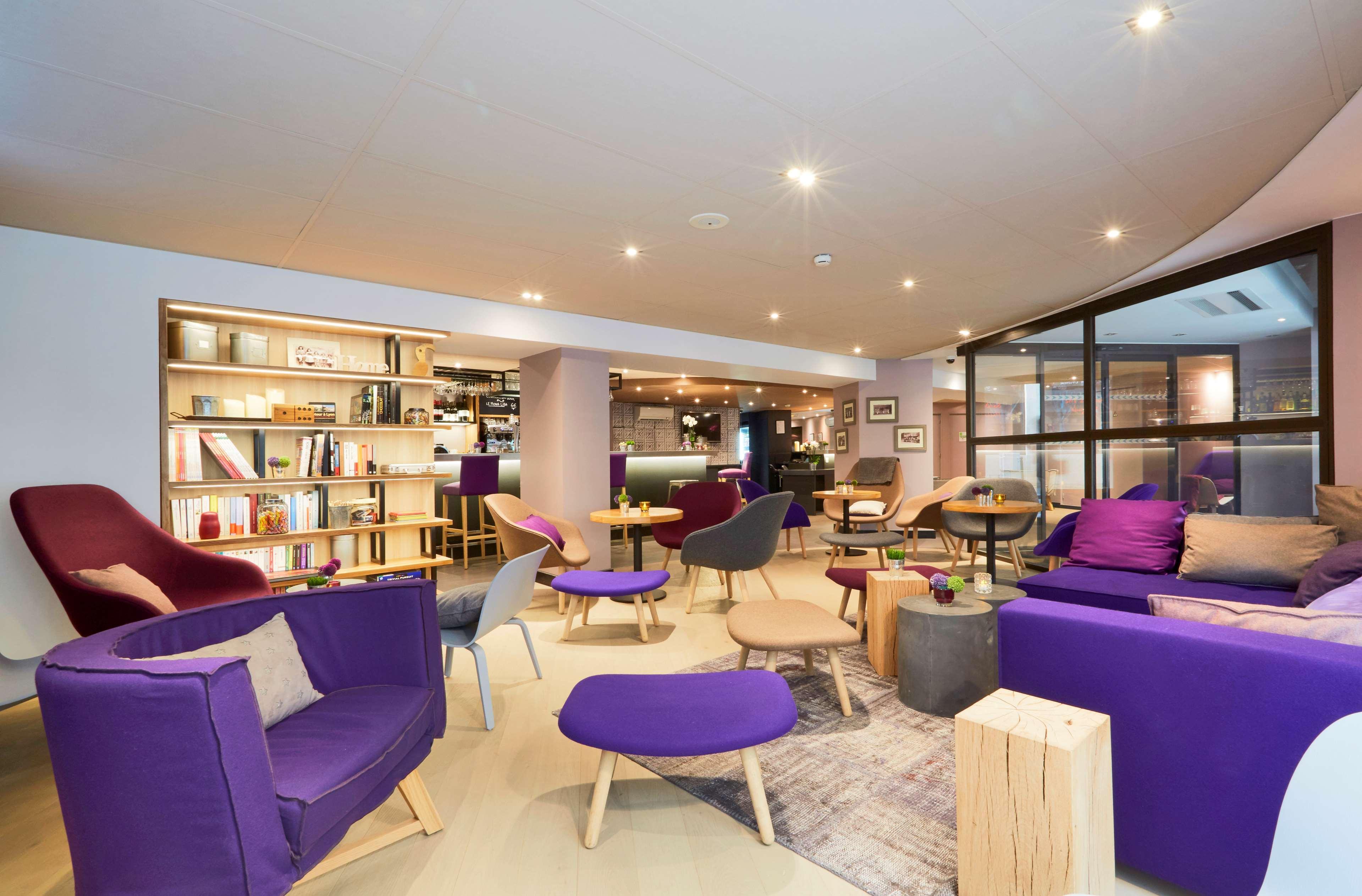 Hotel Campanile Aéroport