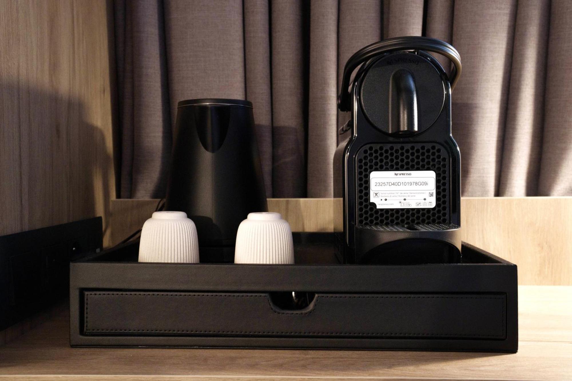 Hotel Campanile Aéroport 3*