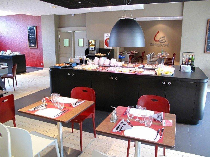 Campanile Aéroport Hotel